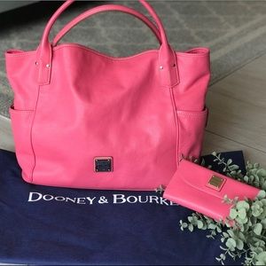Pink Dooney and Bourke Large Tote And Wallet Set